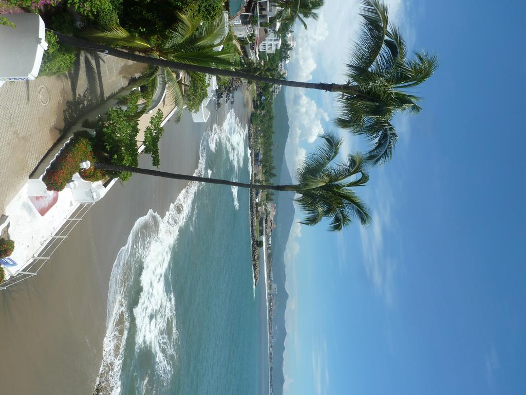 Dolphin Cove Inn Manzanillo Zewnętrze zdjęcie