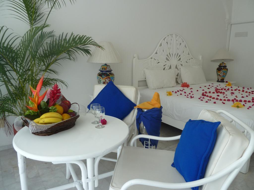 Dolphin Cove Inn Manzanillo Zewnętrze zdjęcie