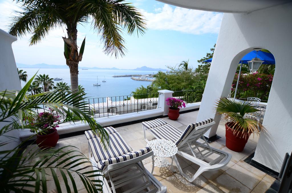 Dolphin Cove Inn Manzanillo Zewnętrze zdjęcie