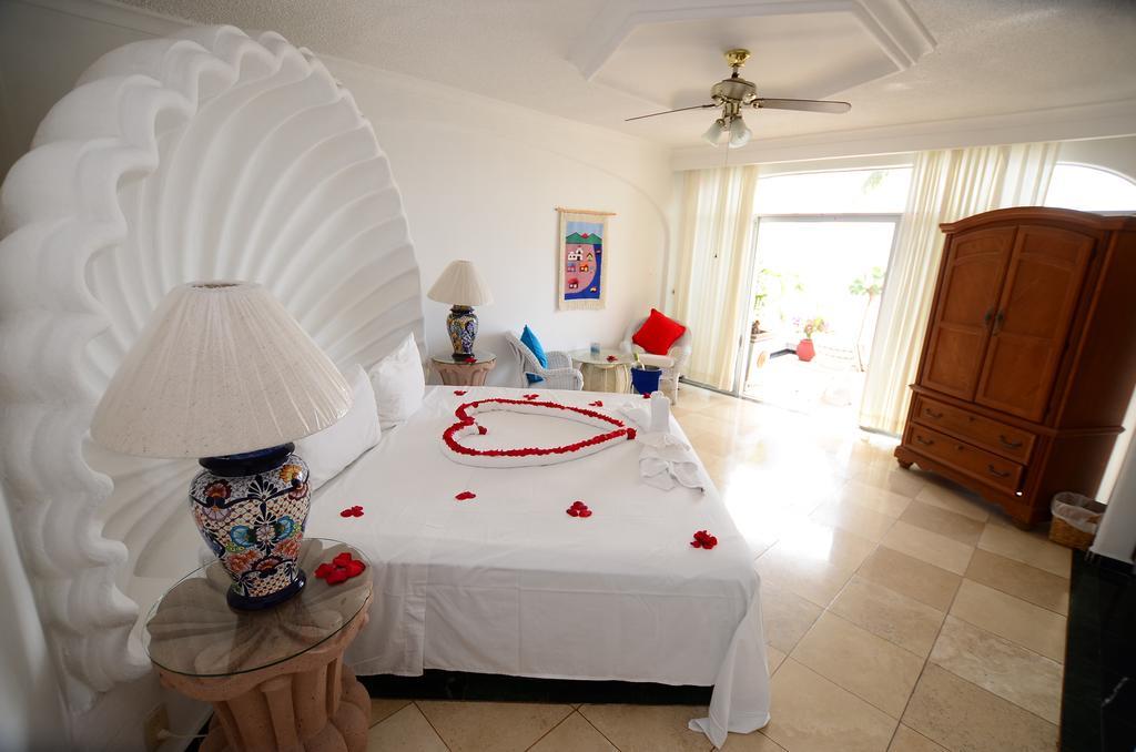 Dolphin Cove Inn Manzanillo Zewnętrze zdjęcie