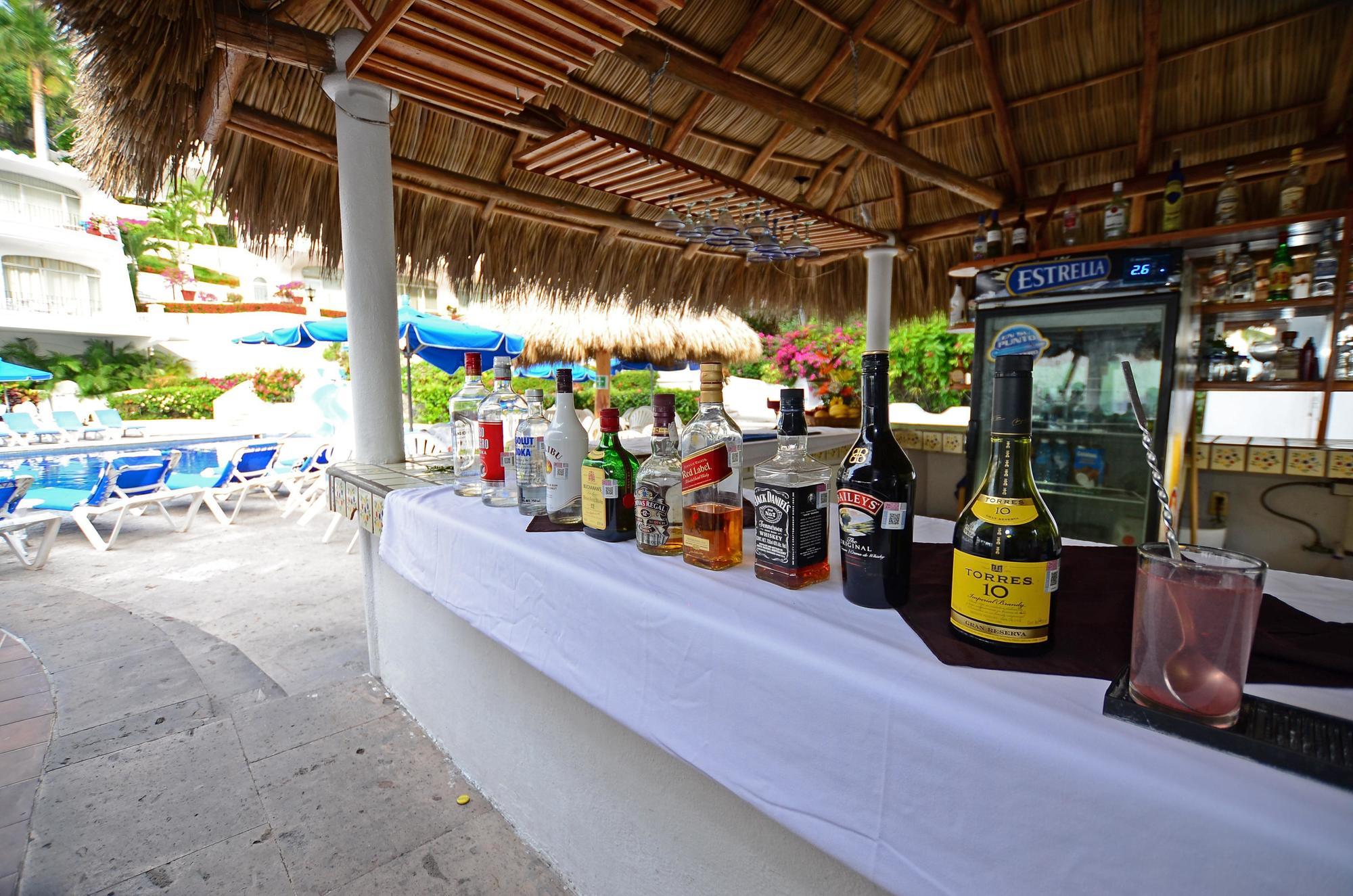 Dolphin Cove Inn Manzanillo Zewnętrze zdjęcie