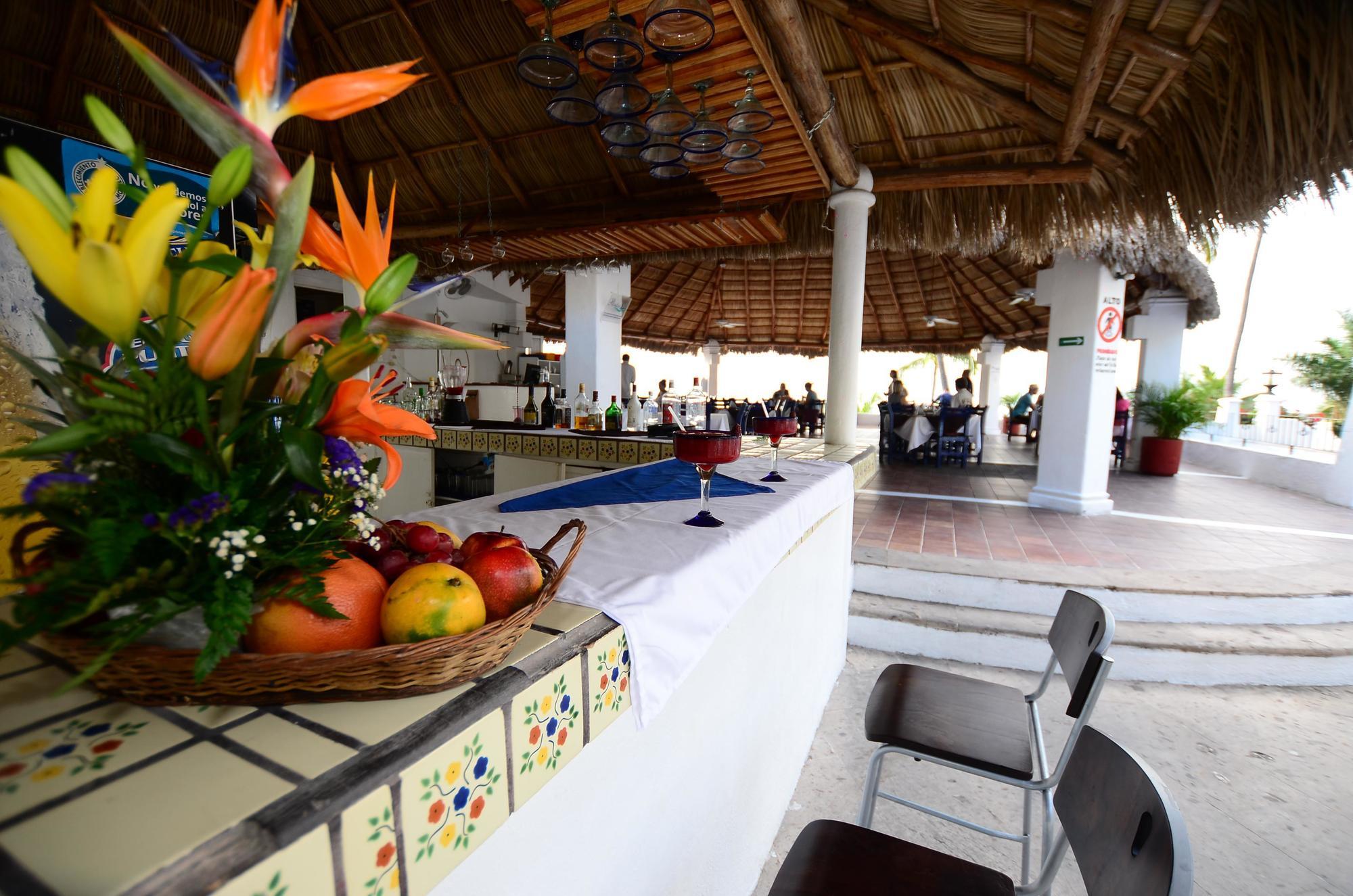 Dolphin Cove Inn Manzanillo Zewnętrze zdjęcie