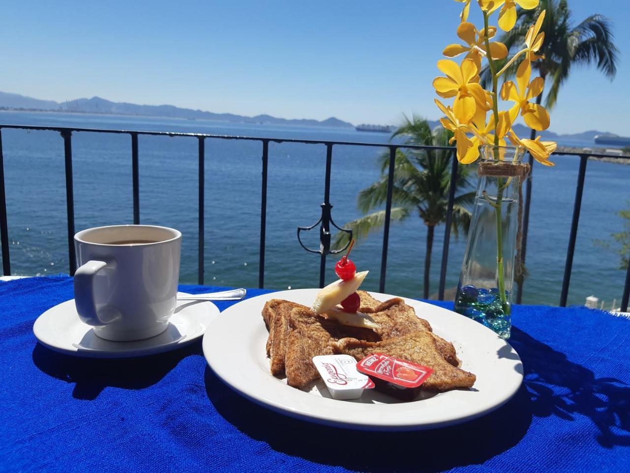 Dolphin Cove Inn Manzanillo Zewnętrze zdjęcie