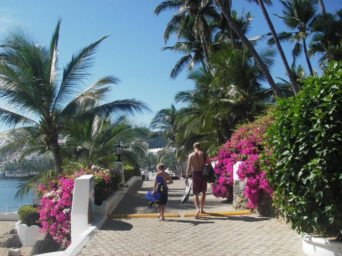Dolphin Cove Inn Manzanillo Zewnętrze zdjęcie